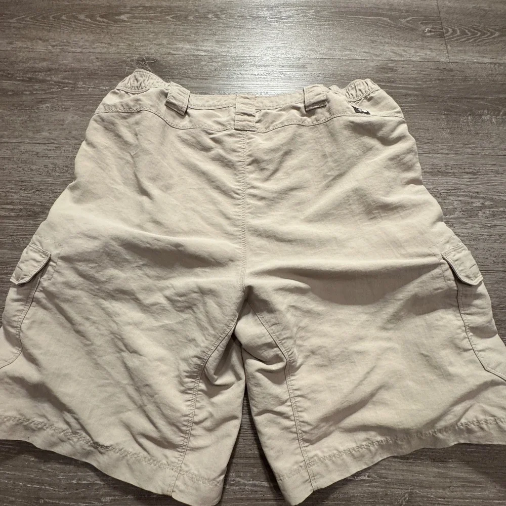 The North Face Horizon Cargo Shorts Mens Medium Tan Beige Nylon Hiking Outdoor